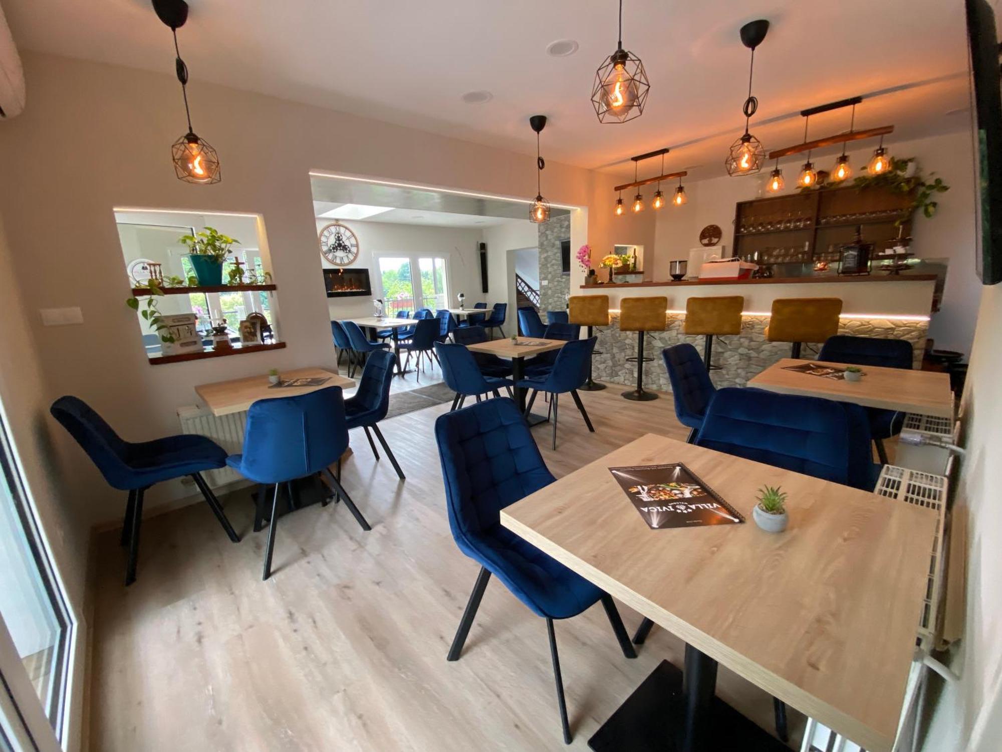 Spa & Pool Apartments Prestige Villa Ivica Marianka Εξωτερικό φωτογραφία