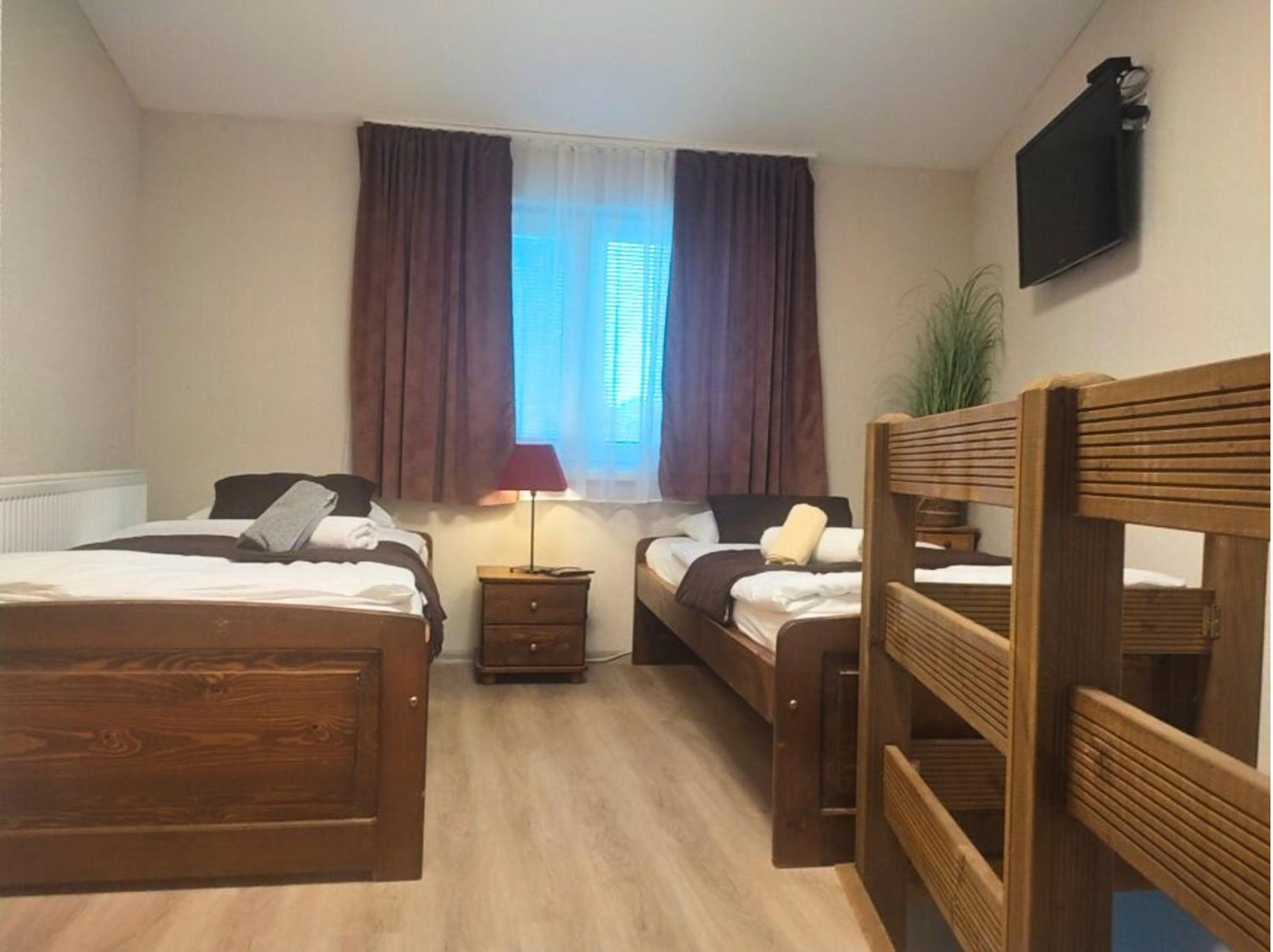 Spa & Pool Apartments Prestige Villa Ivica Marianka Εξωτερικό φωτογραφία